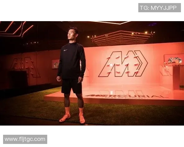 耐克签约足球明星背后的故事与他们的辉煌成就分析